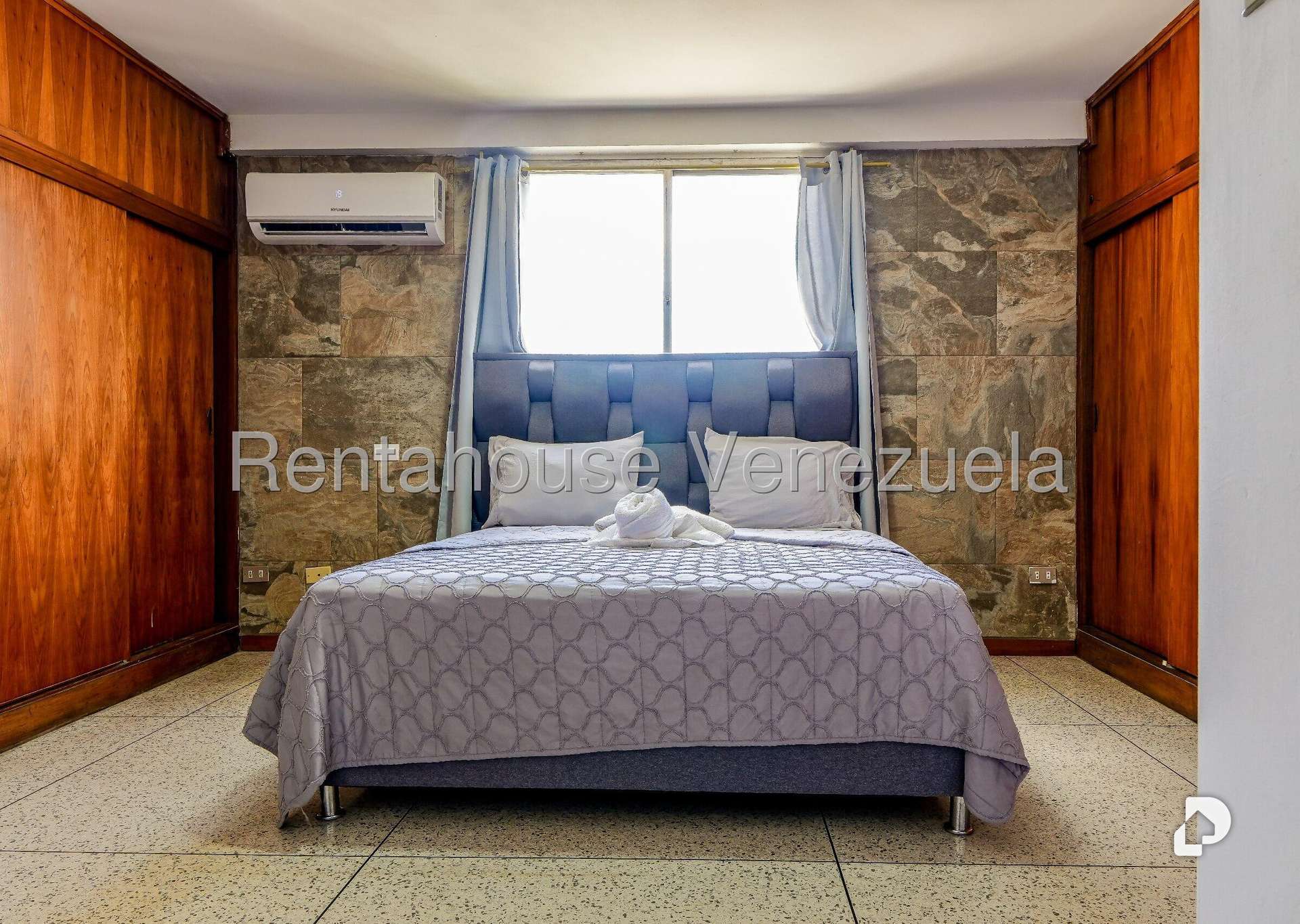 Building in Colinas de Bello Monte, Caracas – 25