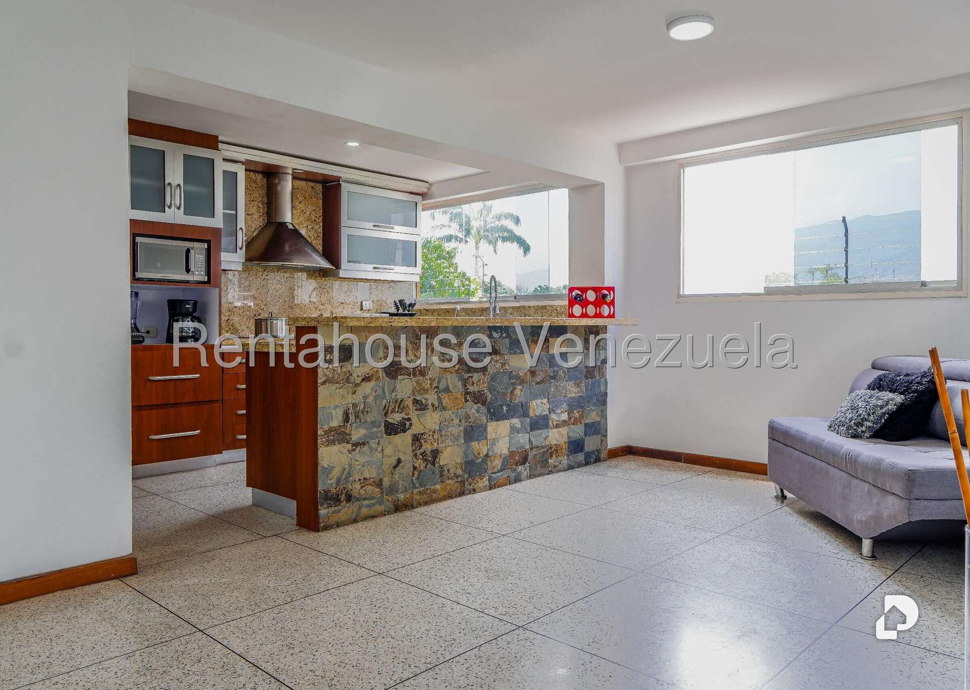 Building in Colinas de Bello Monte, Caracas – 28