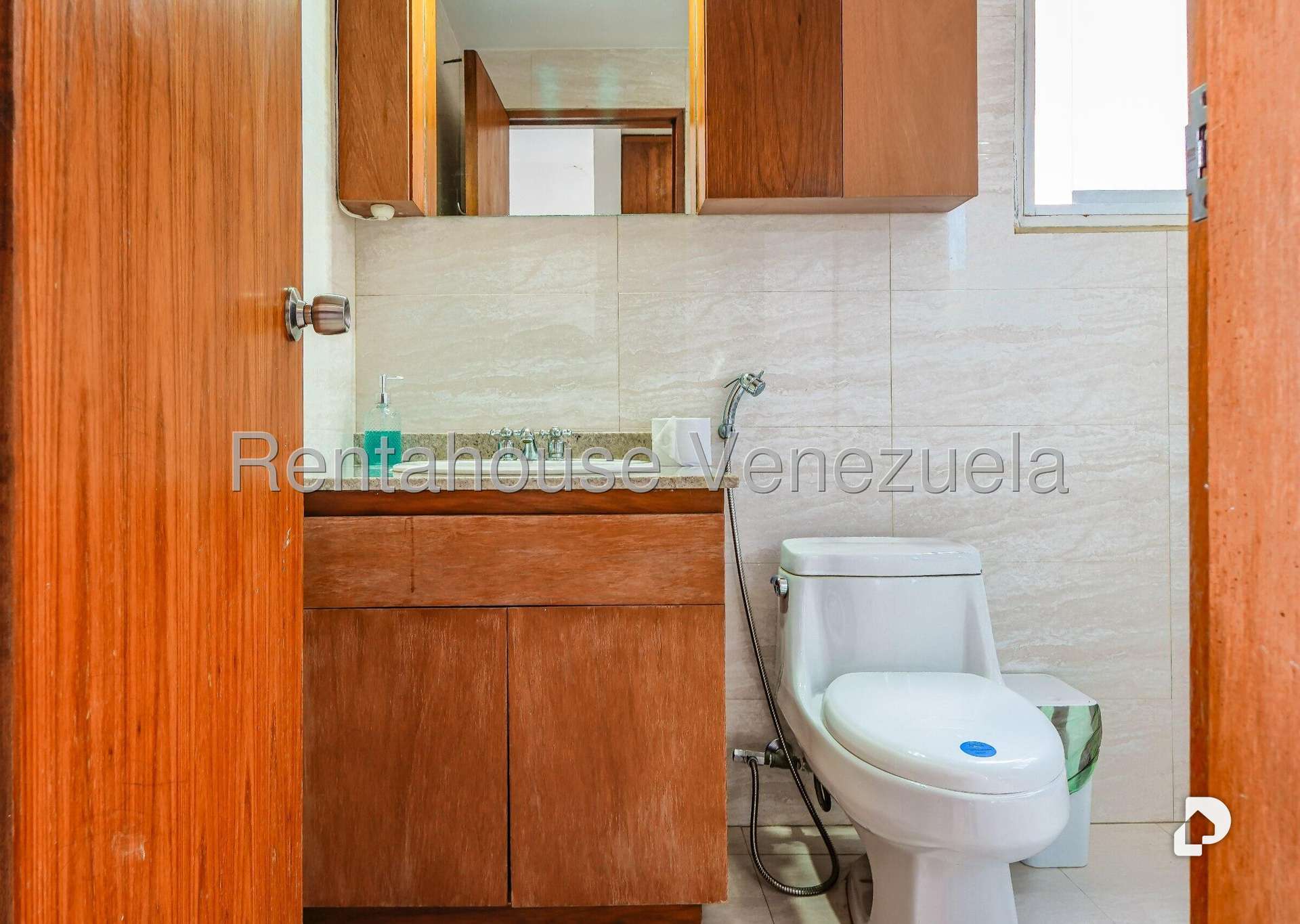 Building in Colinas de Bello Monte, Caracas – 22