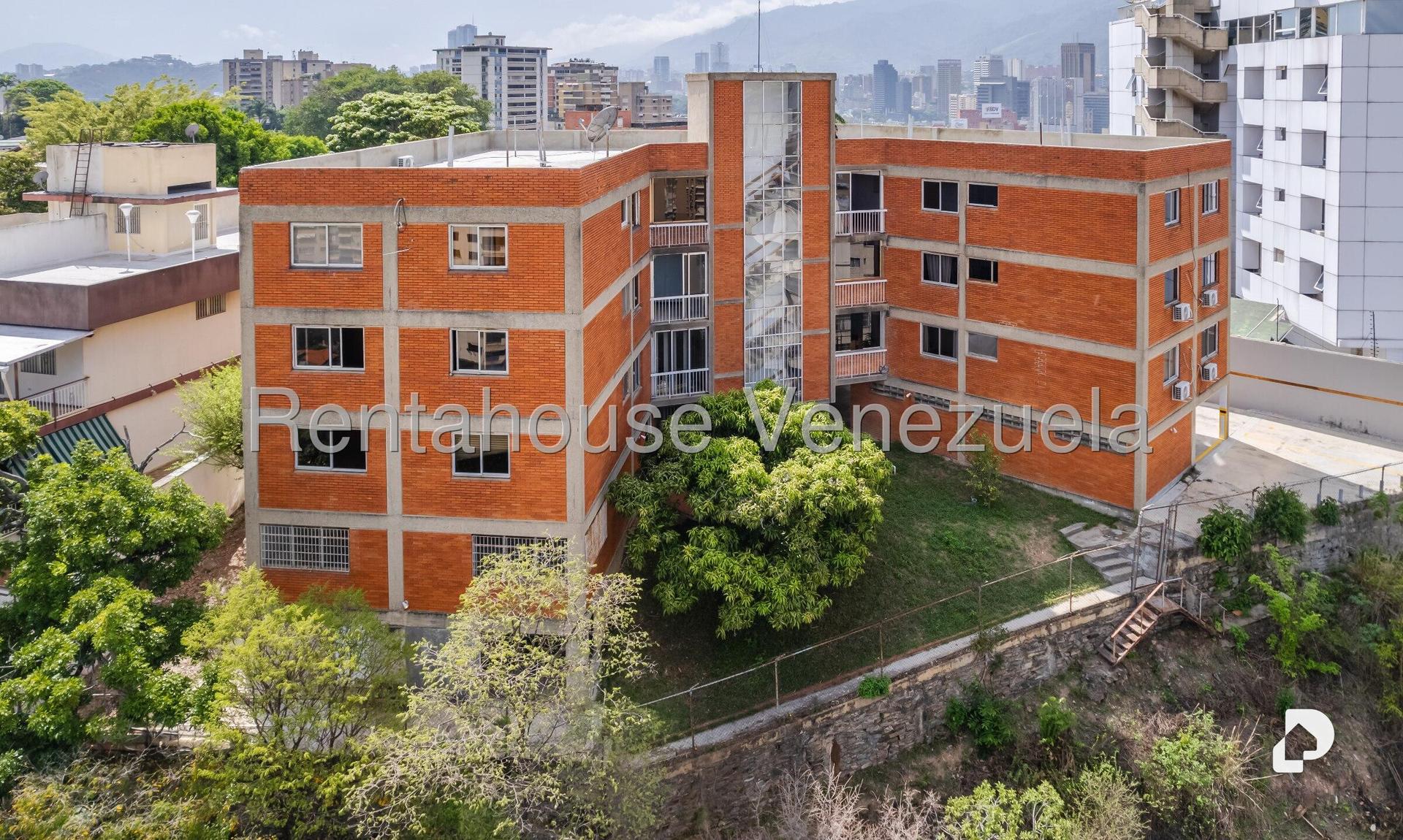 Edificio en Colinas de Bello Monte, Caracas – 1