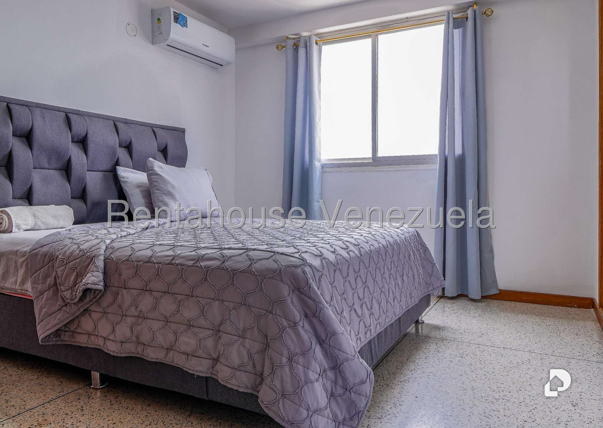 Building in Colinas de Bello Monte, Caracas – 15