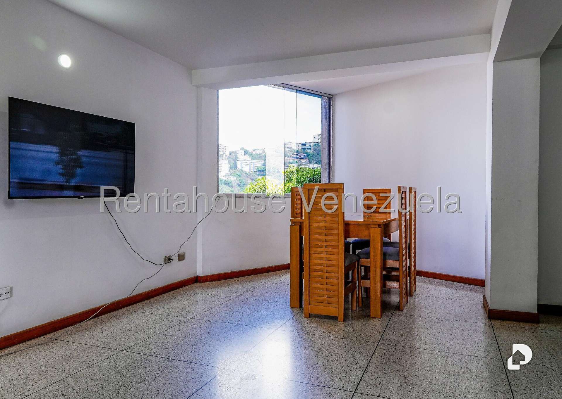 Building in Colinas de Bello Monte, Caracas – 18
