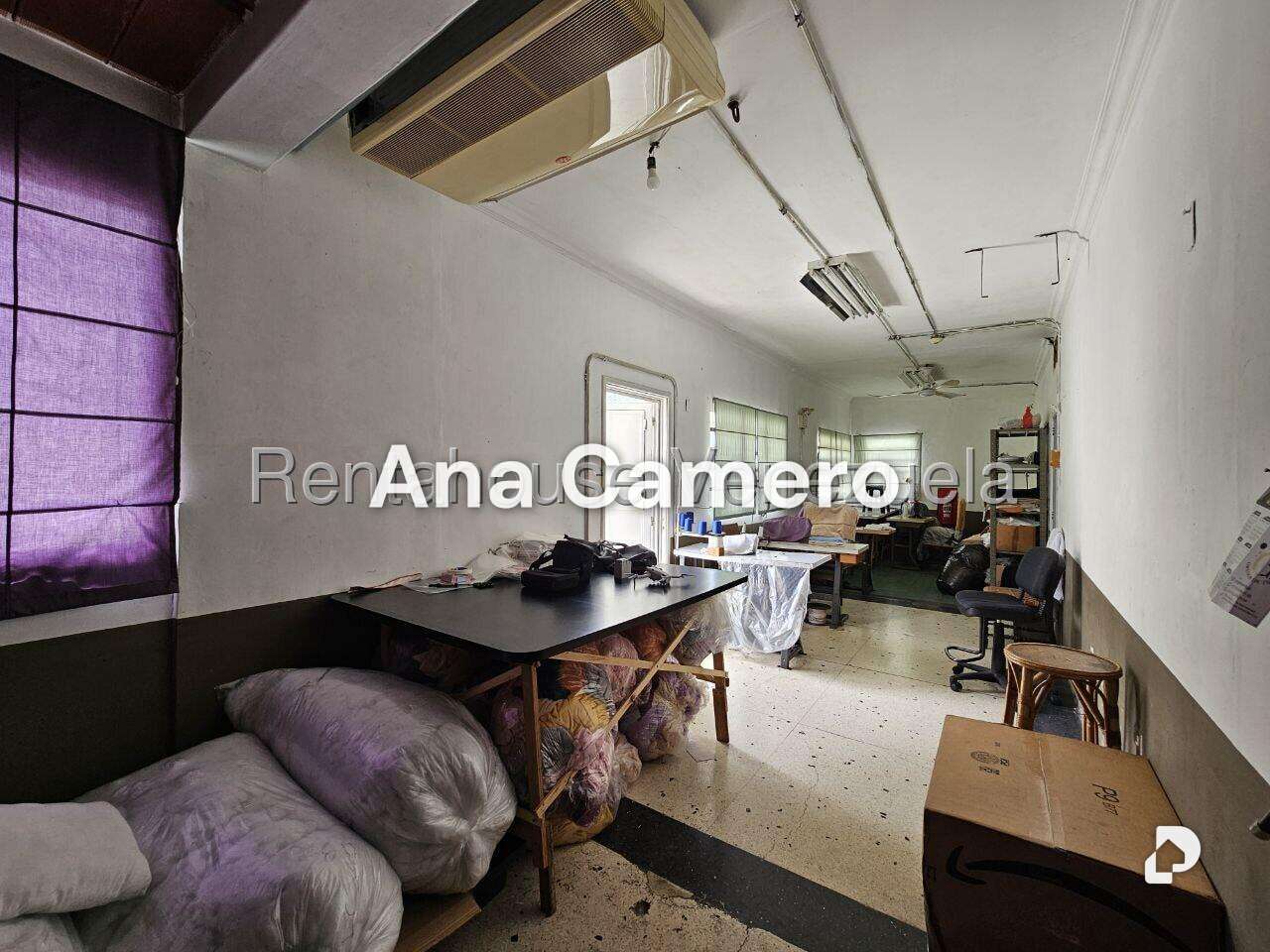 Local comercial en Los Palos Grandes, Caracas – 12