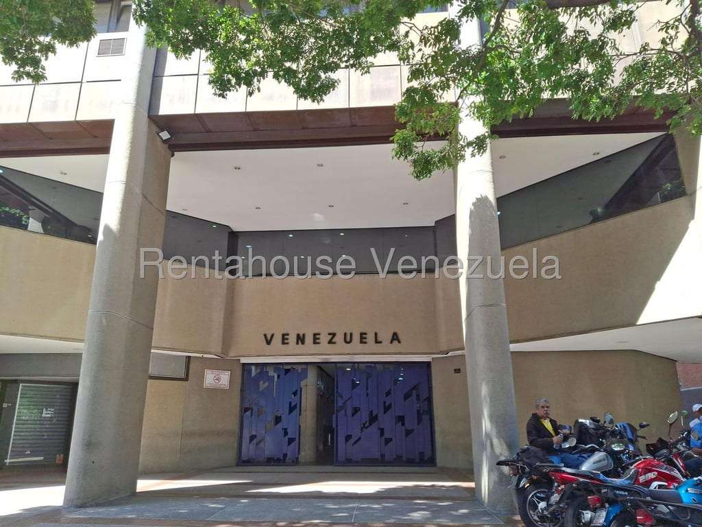 Oficina en El Rosal, Caracas - 1