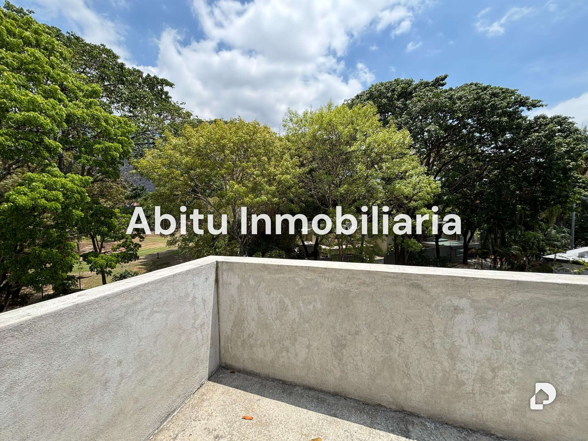 Apartamento en Country Club, Caracas – 3