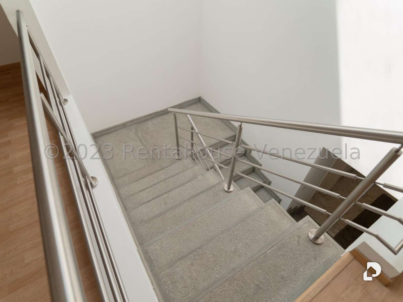 Casa en Prados Del Este, Caracas – 27