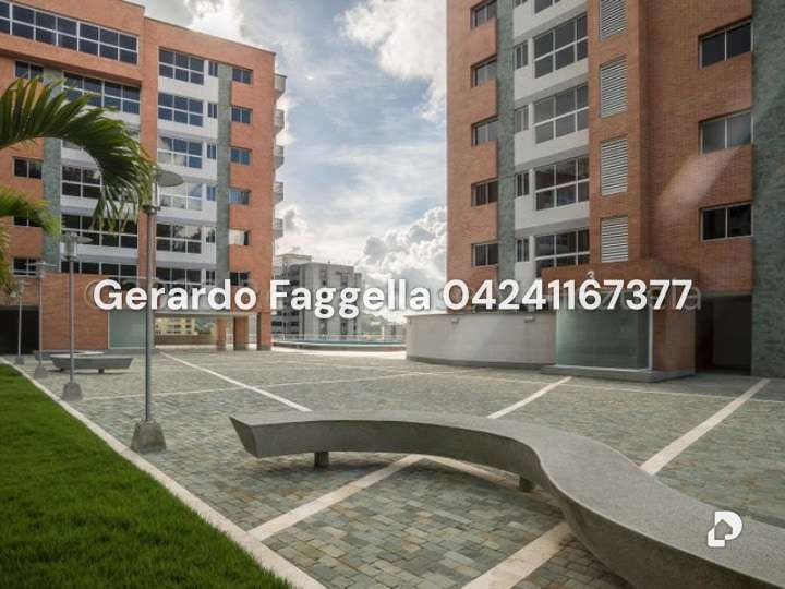 Apartment in La Boyera, Caracas – 4