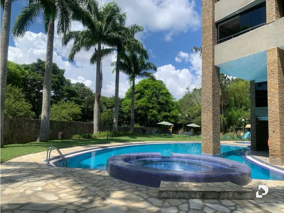 Apartamento en La Lagunita, Caracas – 2