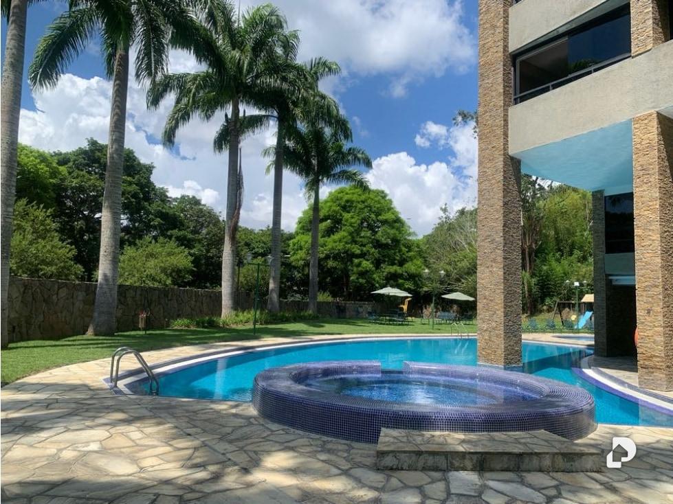 Apartamento en La Lagunita, Caracas – 2