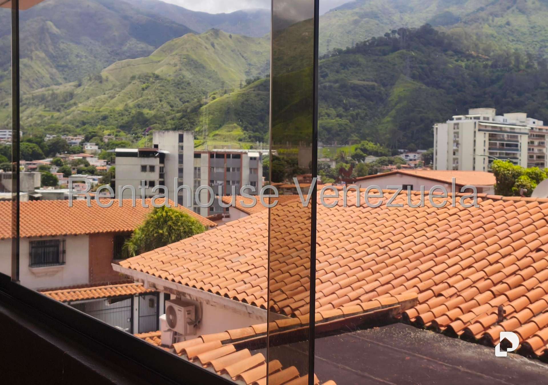 Casa en El Marqués, Caracas – 38