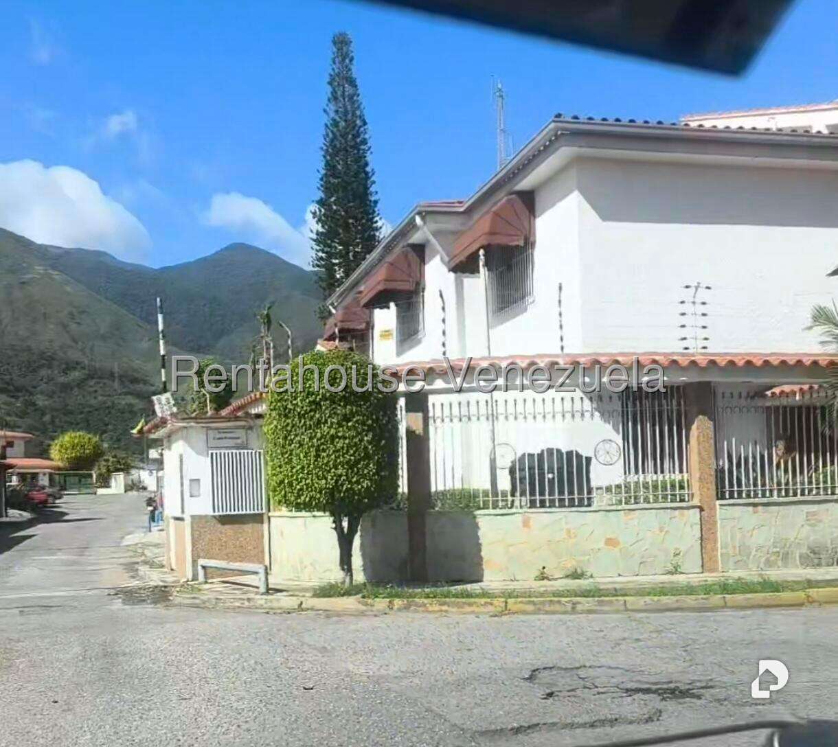 Casa en El Marqués, Caracas – 1