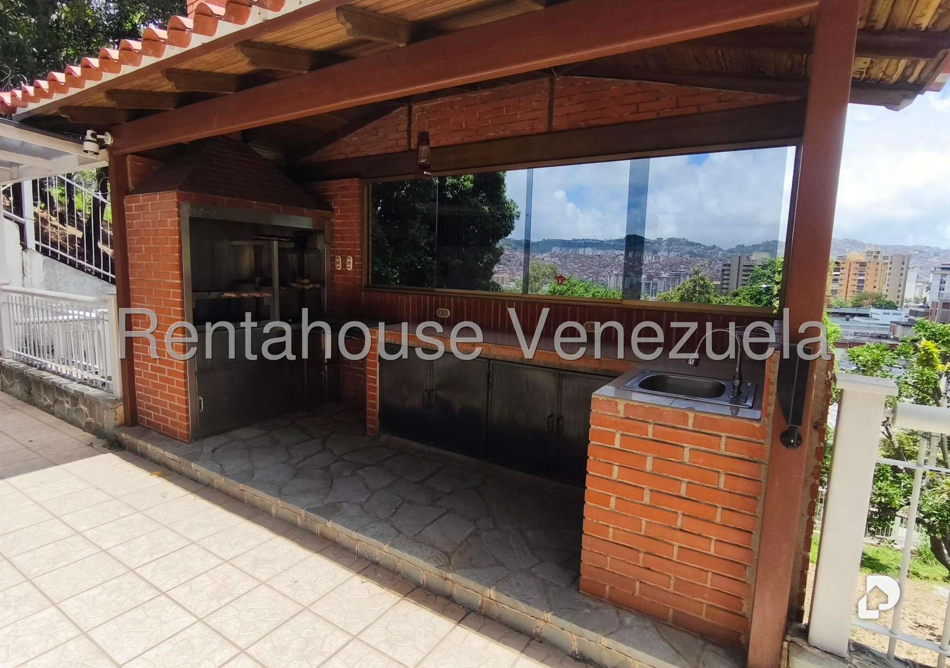 Casa en El Marqués, Caracas – 28