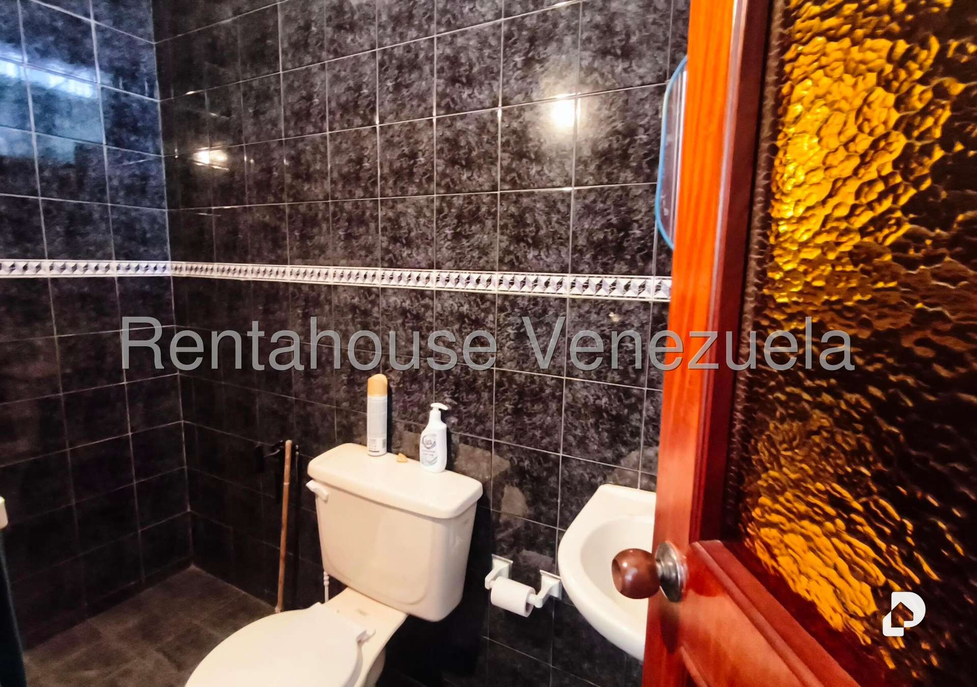 Casa en El Marqués, Caracas – 25