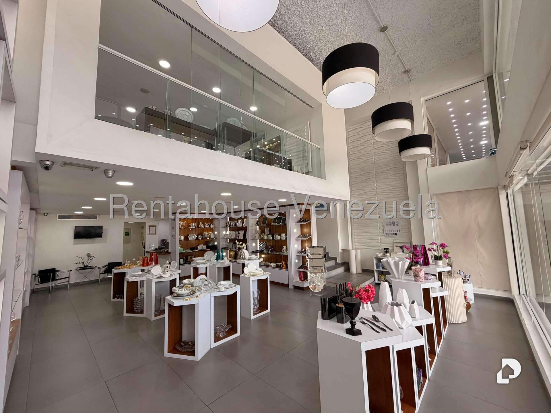 Local comercial en Las Mercedes, Caracas – 16