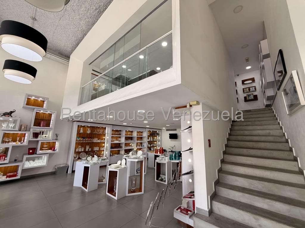 Local comercial en Las Mercedes, Caracas
