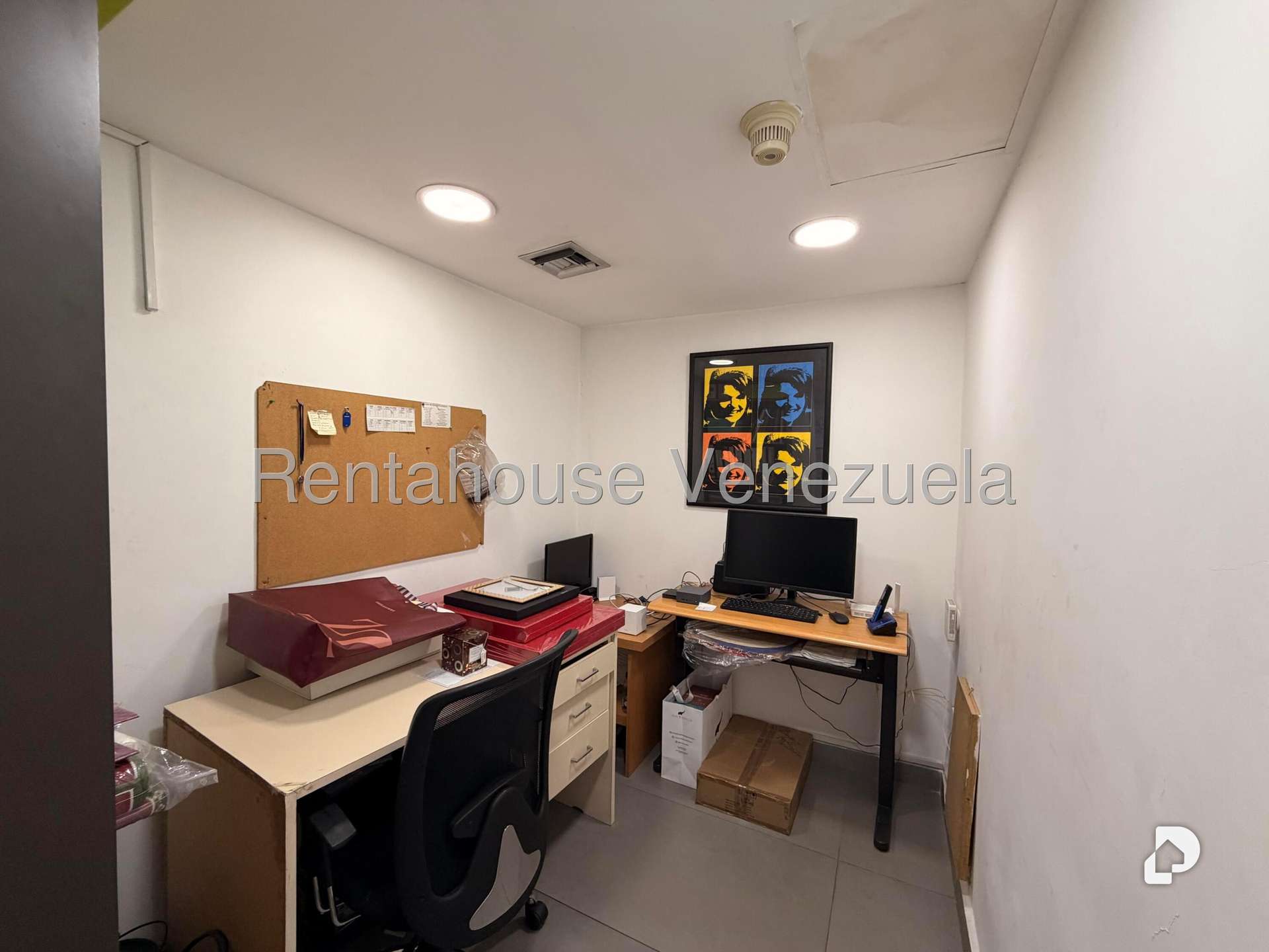 Local comercial en Las Mercedes, Caracas – 23