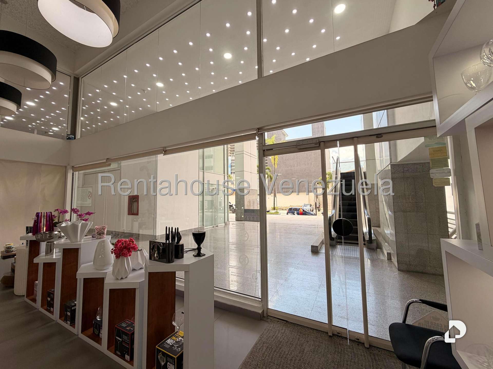 Local comercial en Las Mercedes, Caracas – 8