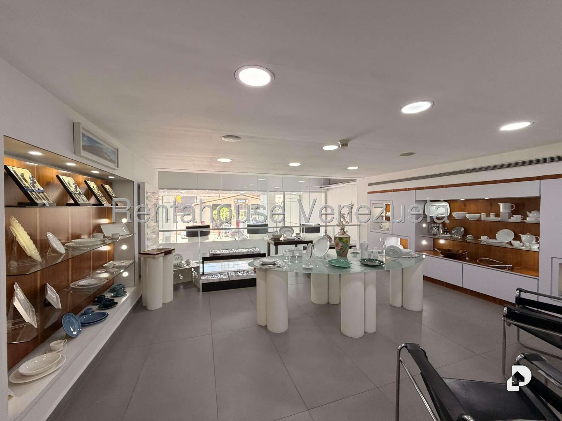 Local comercial en Las Mercedes, Caracas – 31