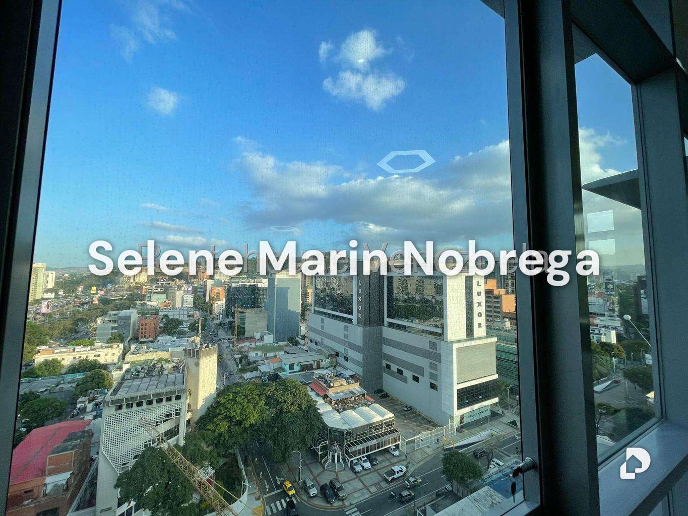 Oficina en Las Mercedes, Caracas – 13