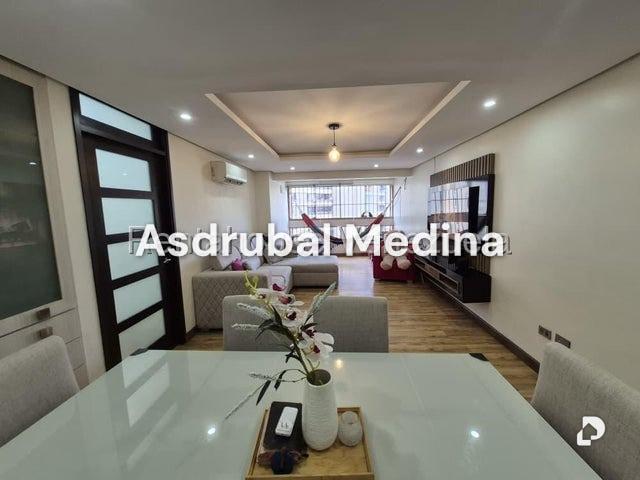 Apartamento en Prados del Este, Caracas – 1
