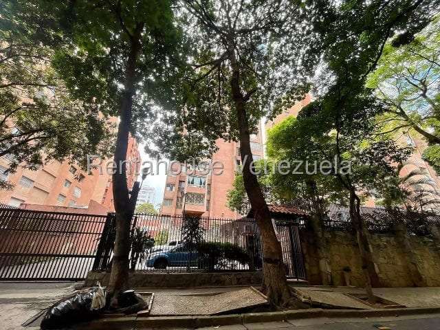 Apartamento en La Urbina, Caracas - 1