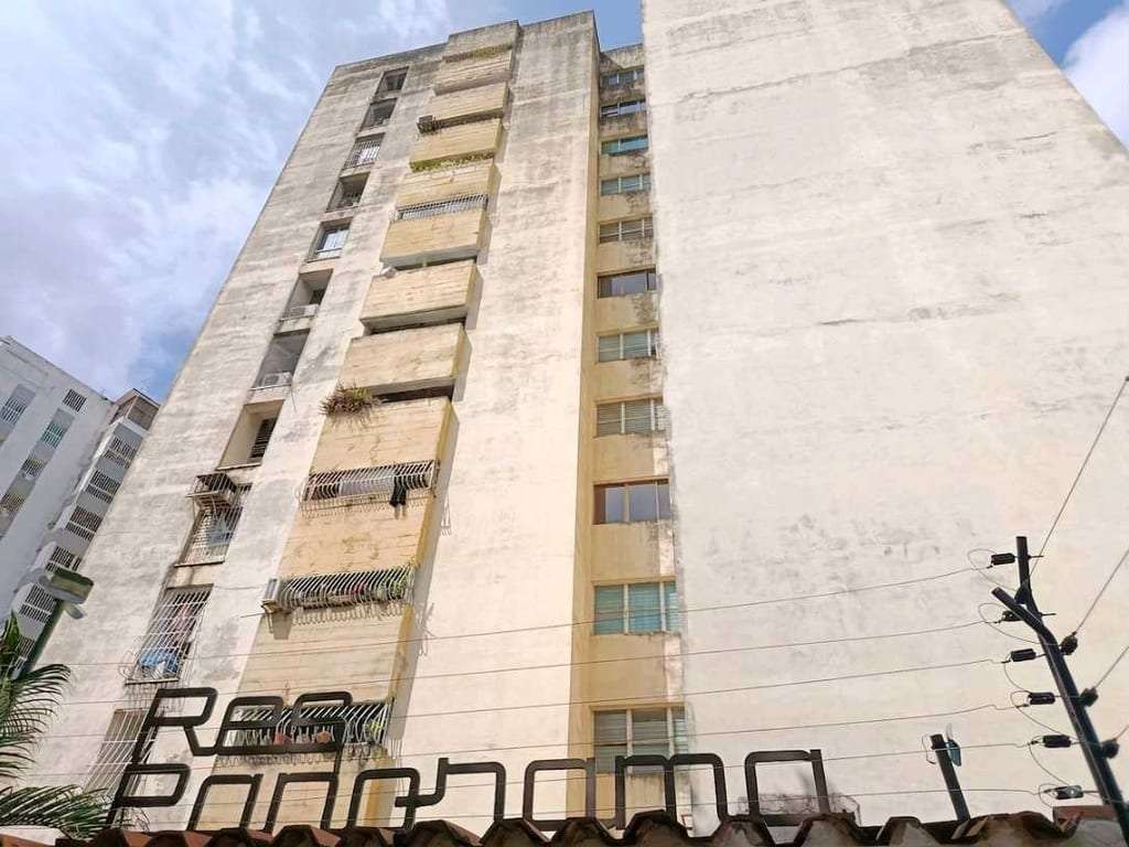 Apartamento en Lomas del Este, Valencia - 1