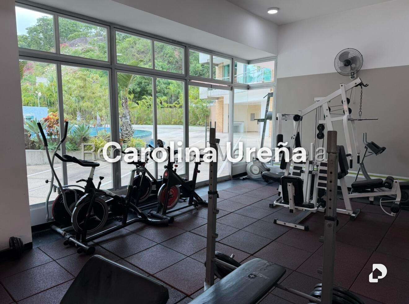 Apartamento en Las Mesetas de Santa Rosa de Lima, Caracas – 18