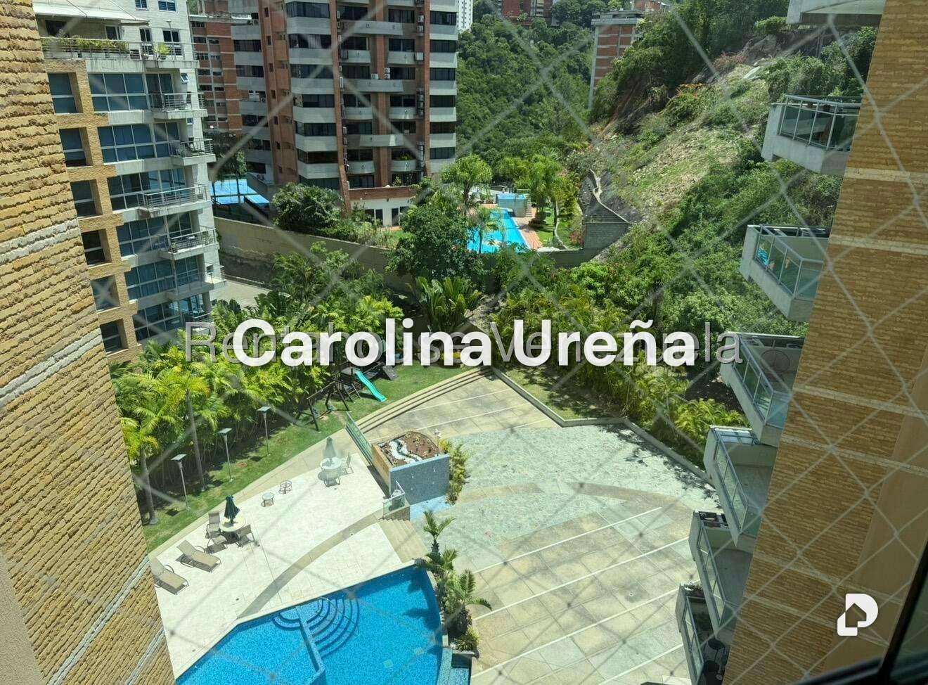 Apartamento en Las Mesetas de Santa Rosa de Lima, Caracas – 13