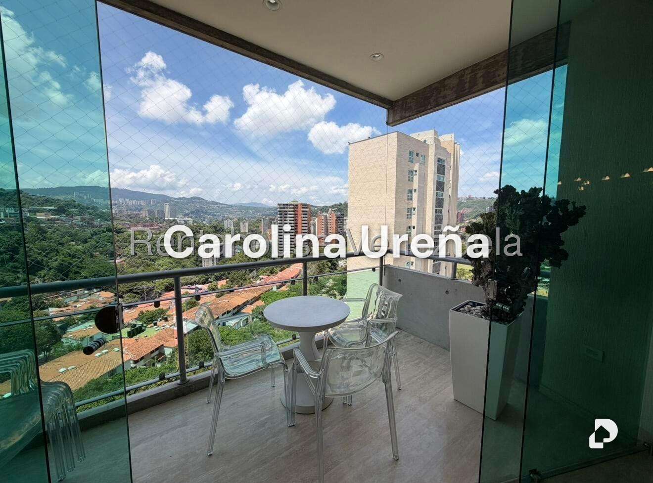 Apartamento en Las Mesetas de Santa Rosa de Lima, Caracas – 5