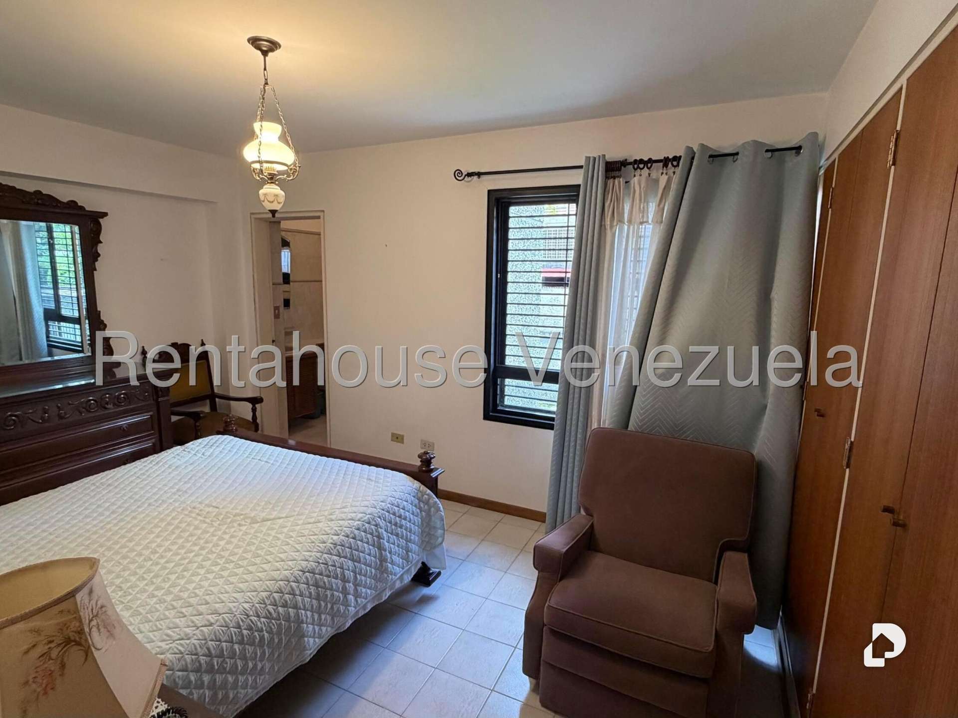 Apartamento en San Antonio de Los Altos – 8