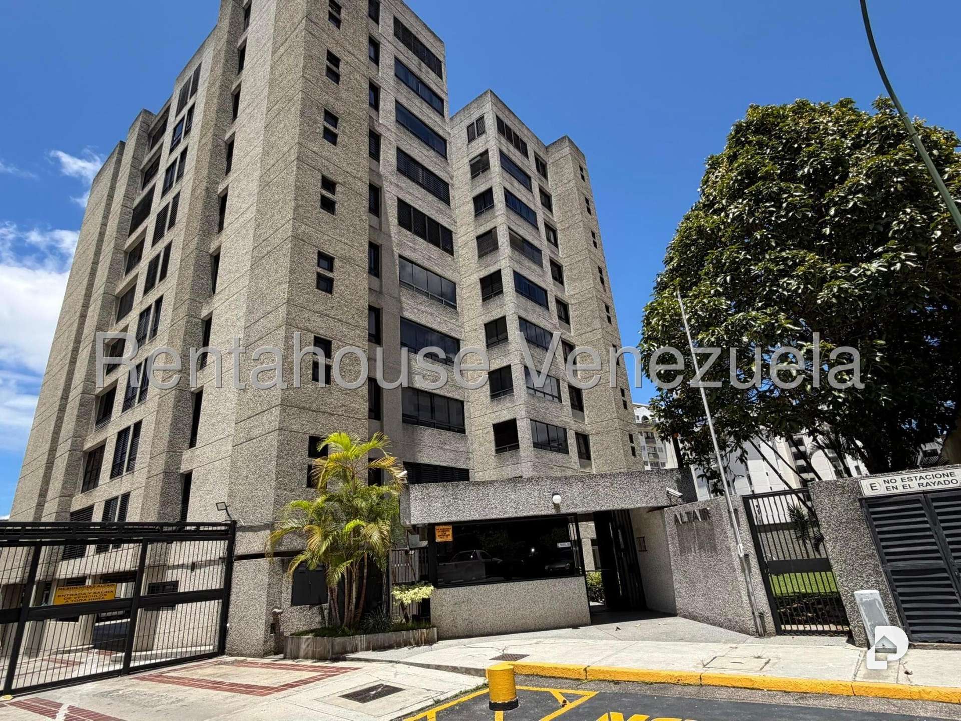 Apartamento en San Antonio de Los Altos – 1