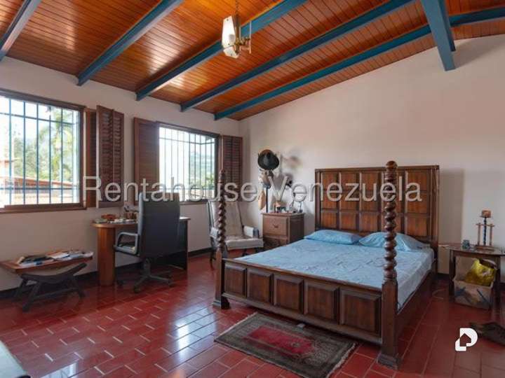 Casa en Prados del Este, Caracas – 11