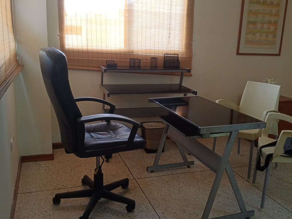 Oficina en Puerto Ordaz, Ciudad Guayana - 1