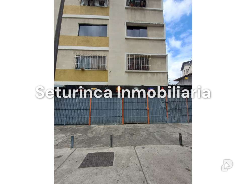 Local comercial en Los Chaguaramos, Caracas – 1