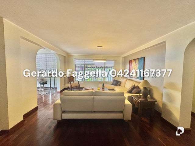 Casa en La Boyera, Caracas – 24