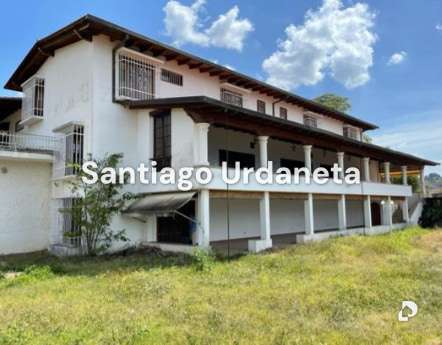 Casa en Cerro Verde, Caracas – 1
