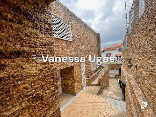 Casa en Prados Del Este, Caracas – 3