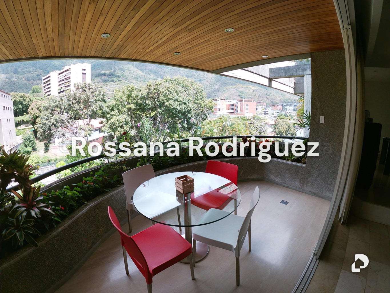 Apartamento en Los Palos Grandes, Caracas – 29