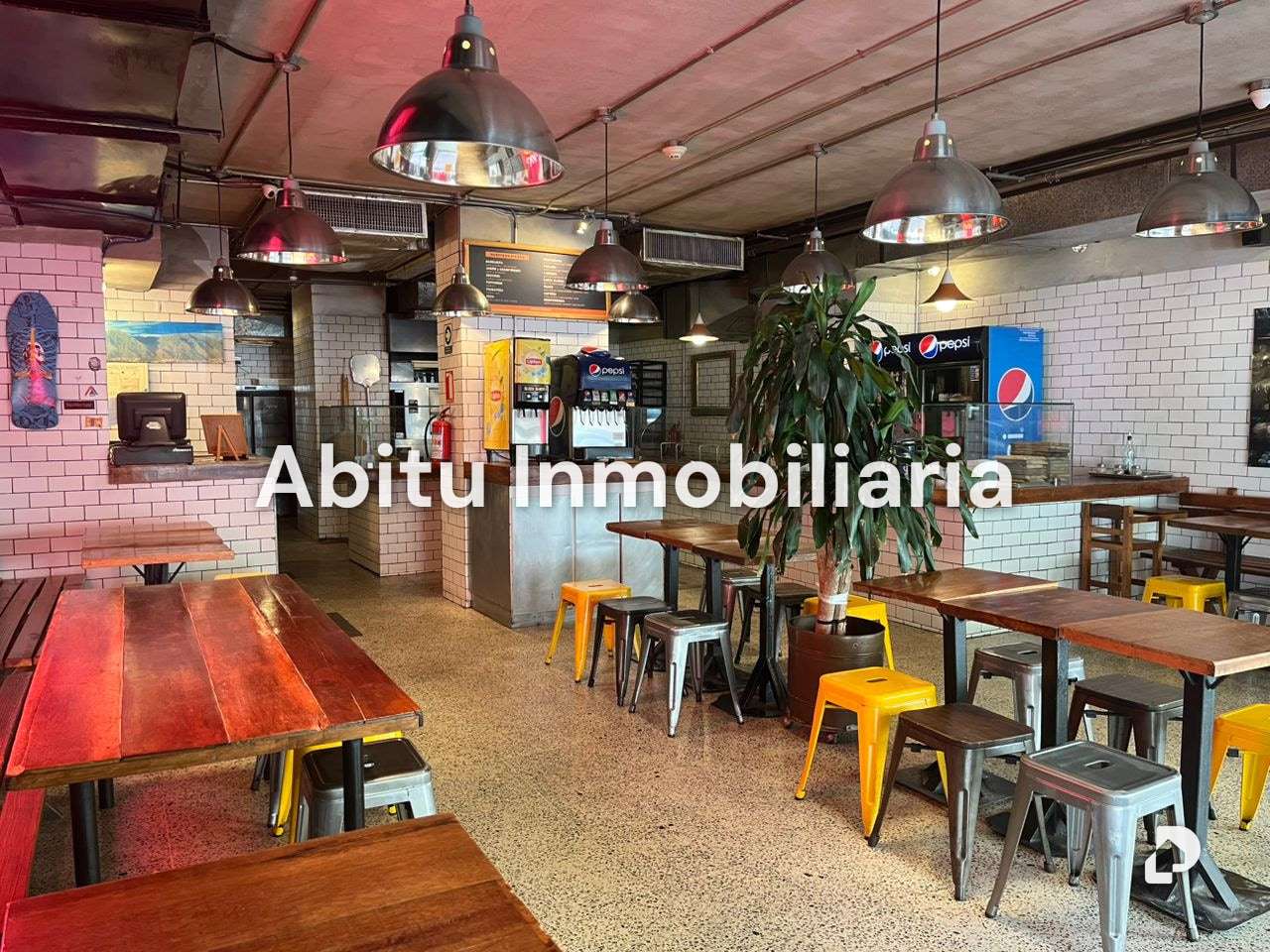 Commercial space in Los Palos Grandes, Caracas – 3