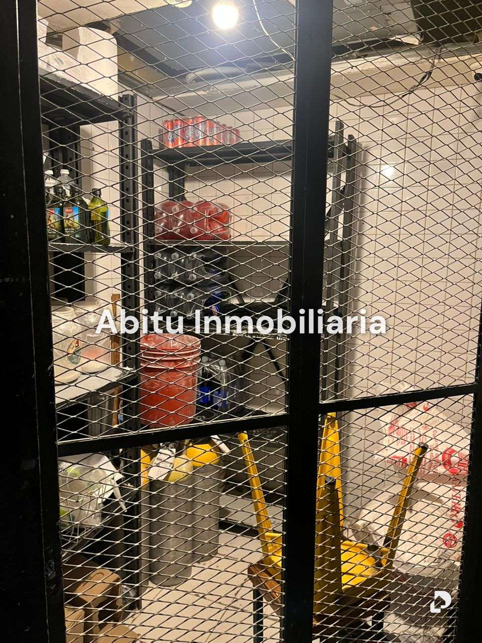 Commercial space in Los Palos Grandes, Caracas – 9