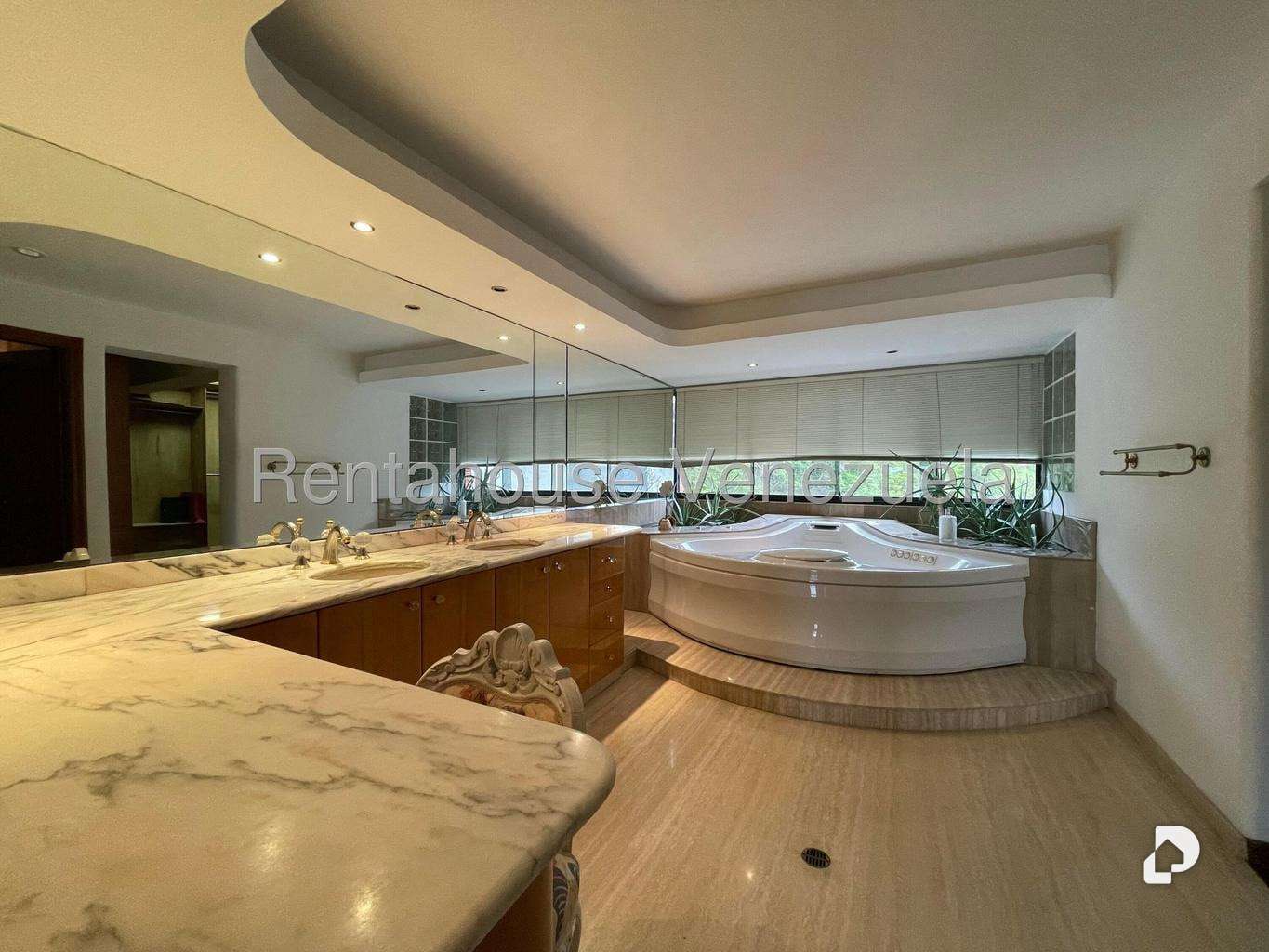 Penthouse en Colinas de Valle Arriba, Caracas – 15