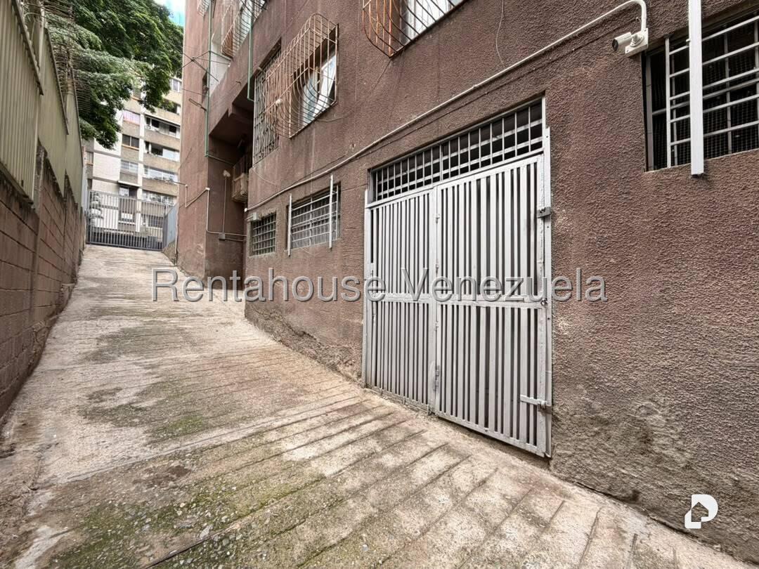 Local comercial en San Bernardino, Caracas – 3
