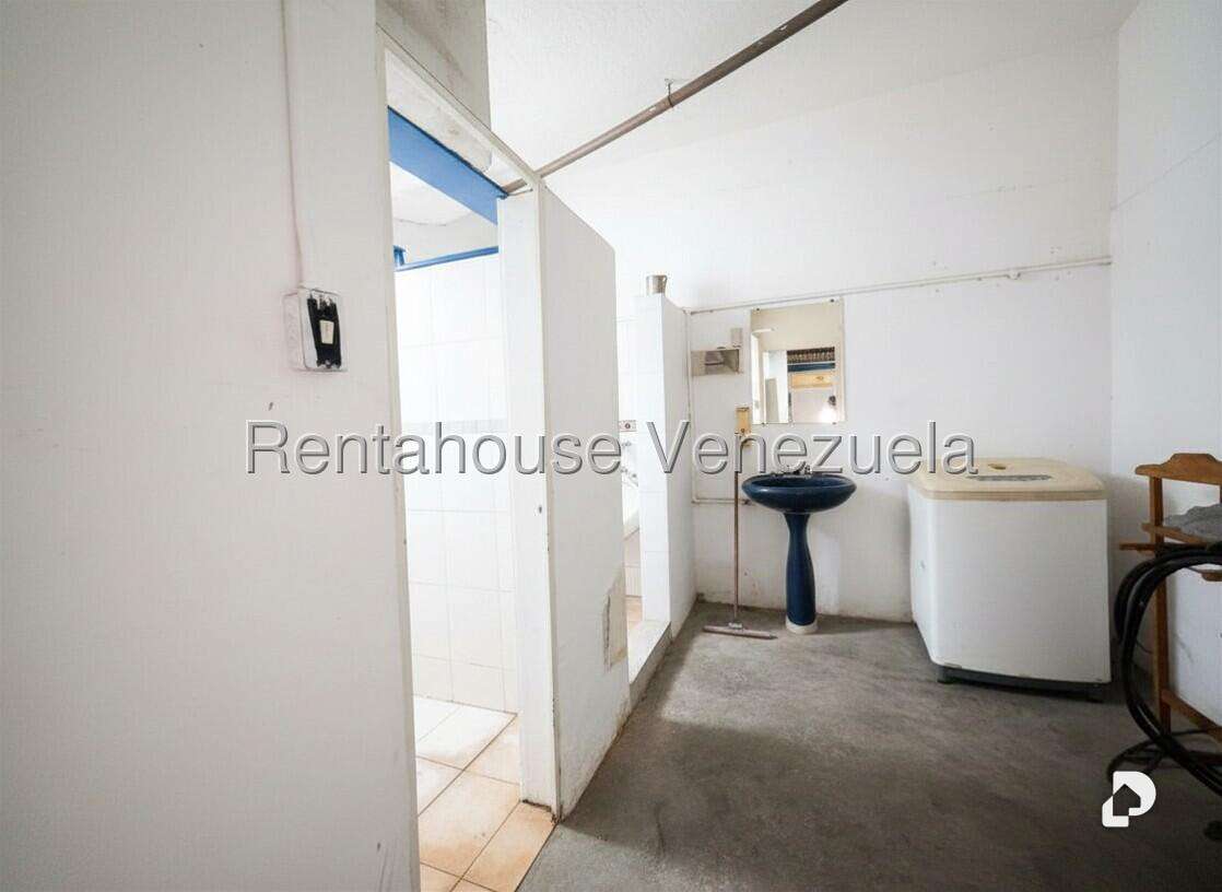 Local comercial en San Bernardino, Caracas – 14