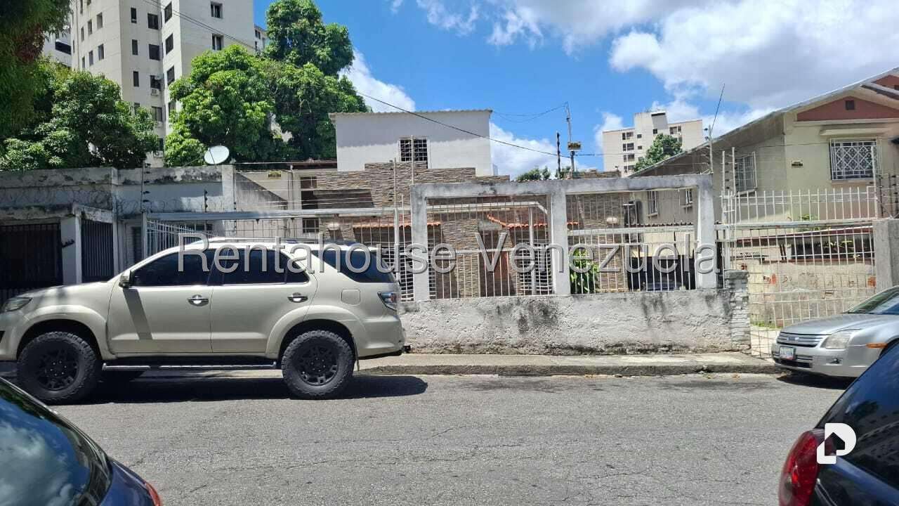 Local comercial en Los Palos Grandes, Caracas – 4