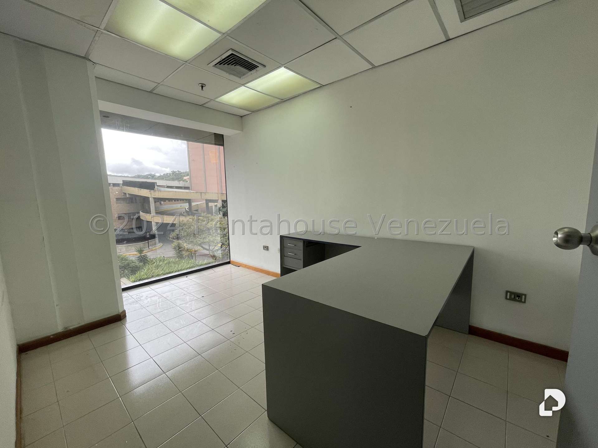 Local comercial en Prado Humboldt, Caracas – 9