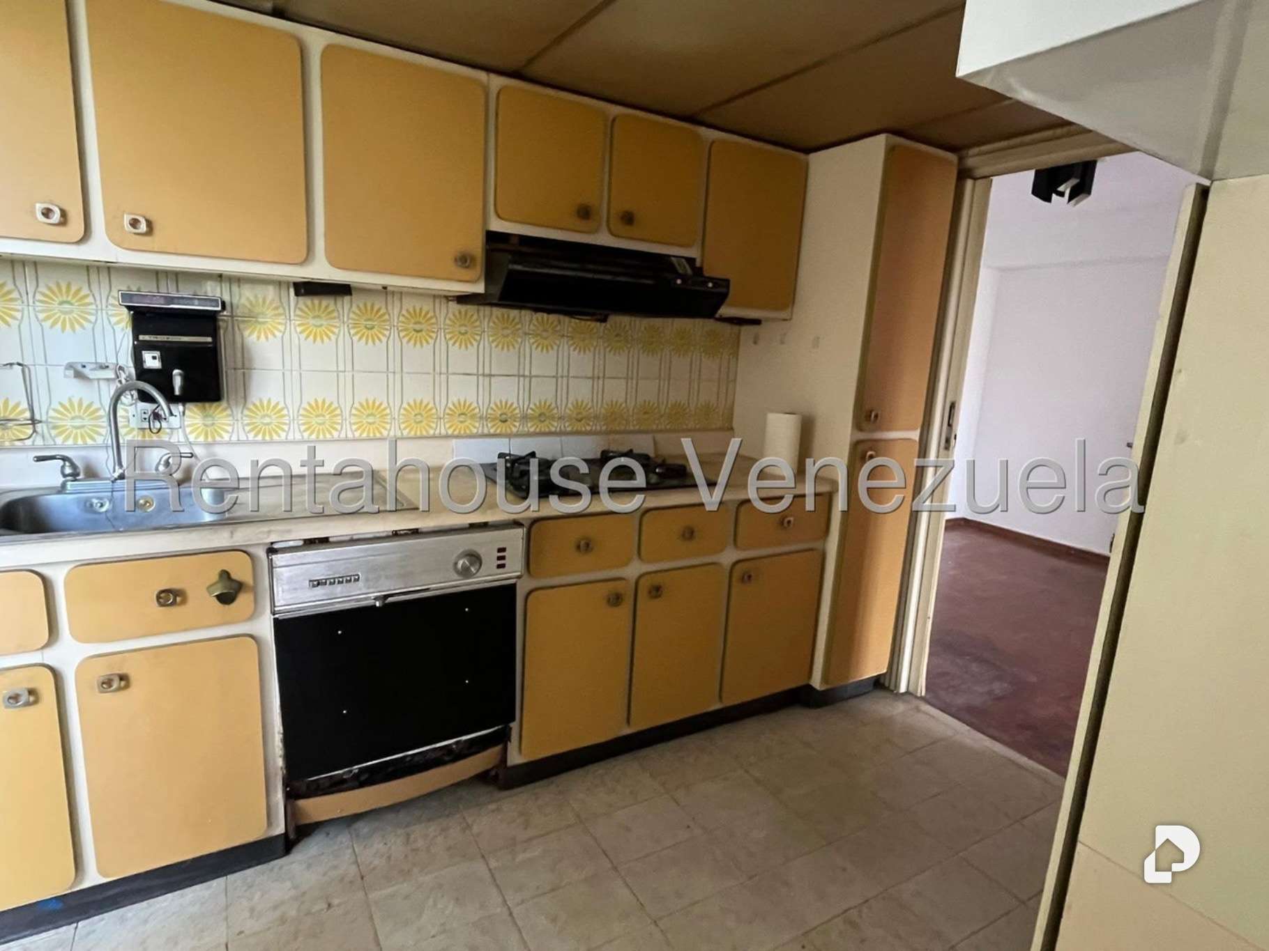 Oficina en Chuao, Caracas – 21