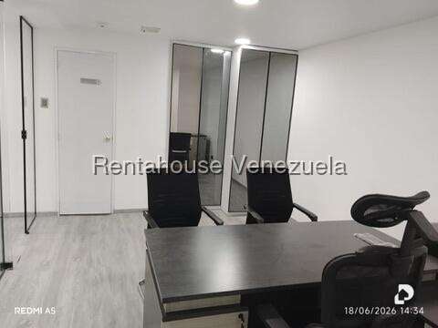 Oficina en Chuao, Caracas – 8