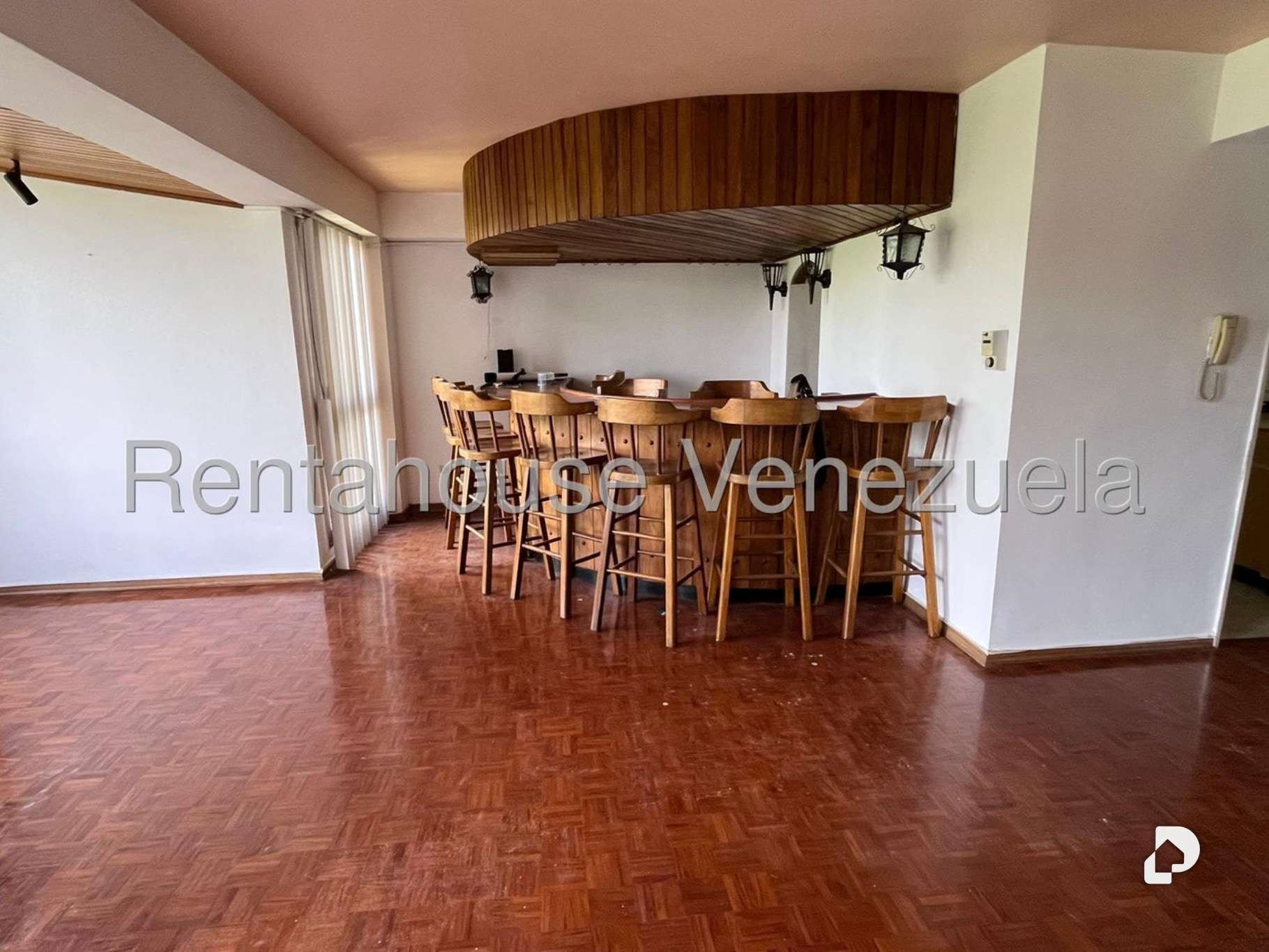 Oficina en Chuao, Caracas – 26