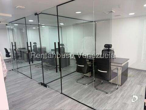 Oficina en Chuao, Caracas – 1