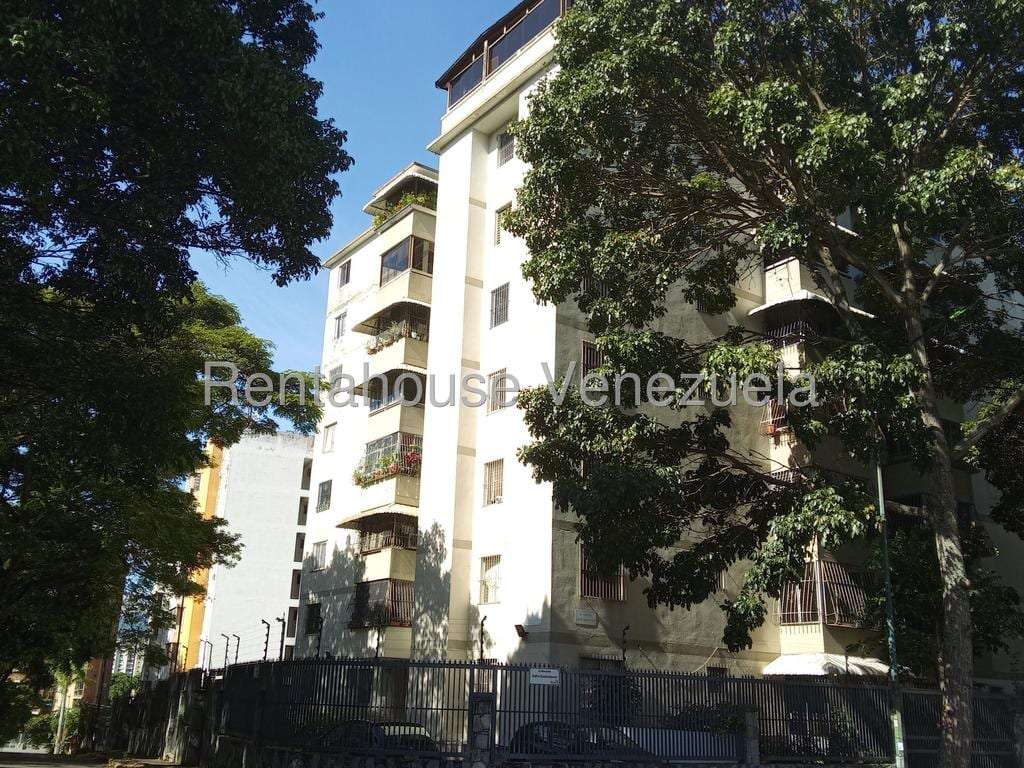 Penthouse in El Marqués, Caracas - 1
